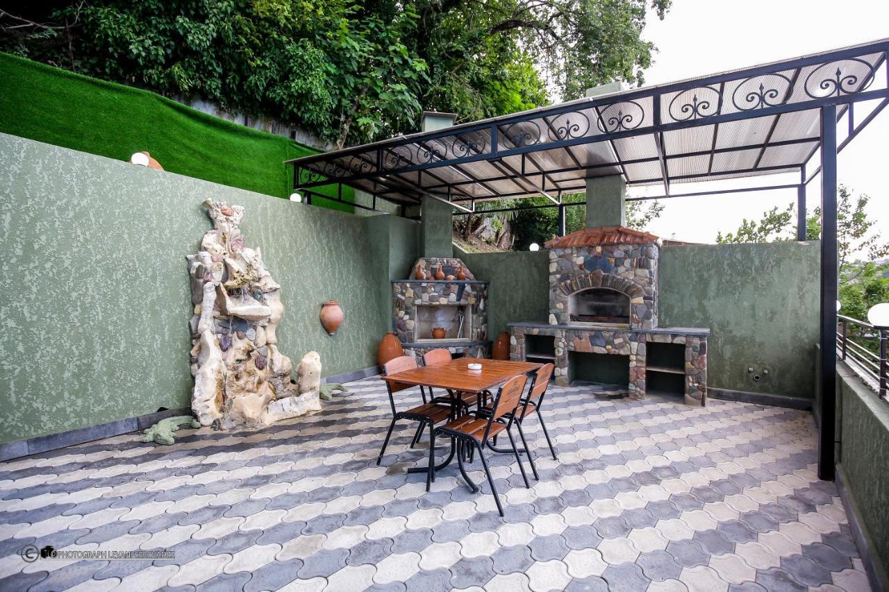 Hotel Balcony Kutaiszi Kültér fotó
