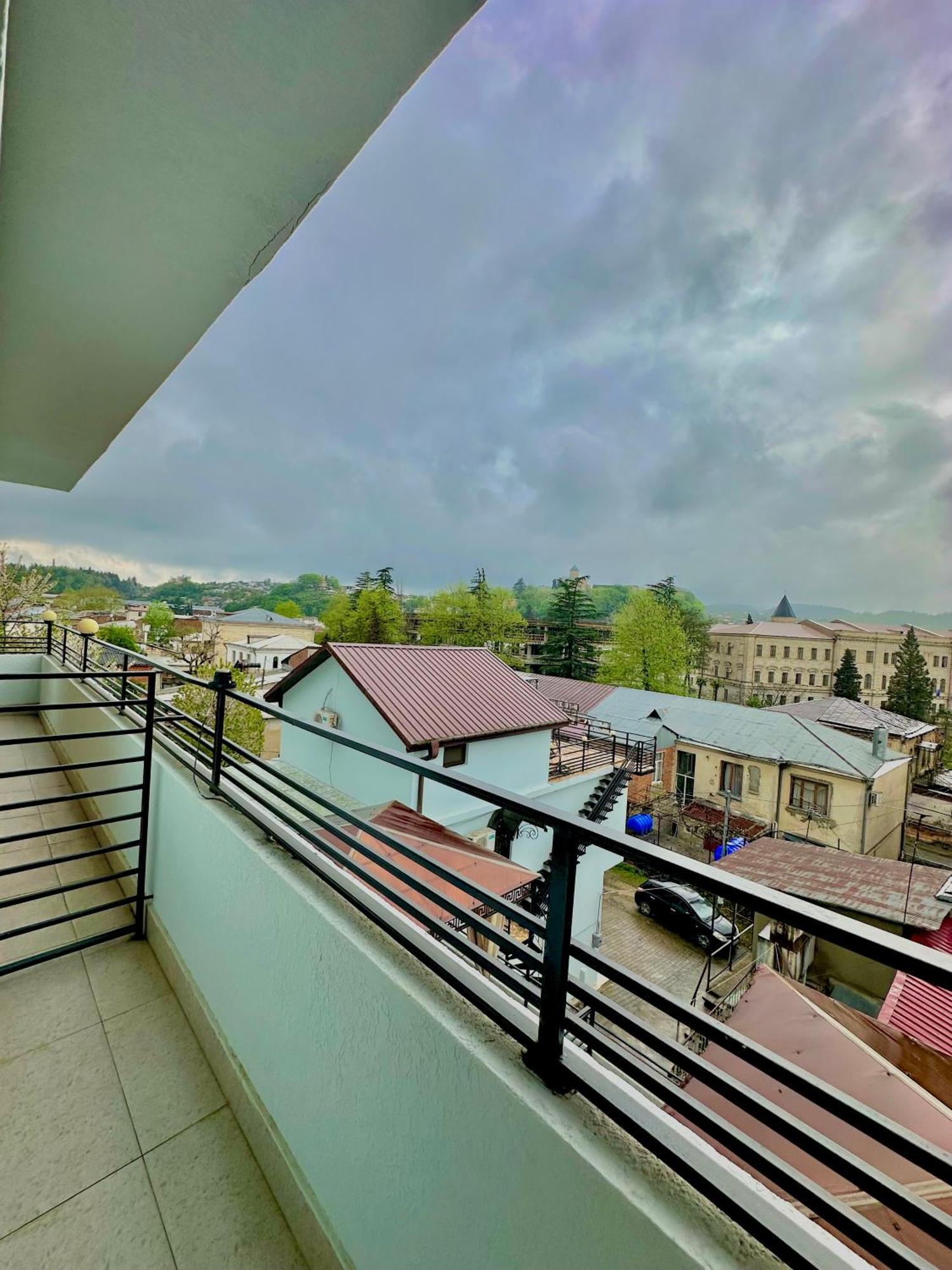 Hotel Balcony Kutaiszi Kültér fotó