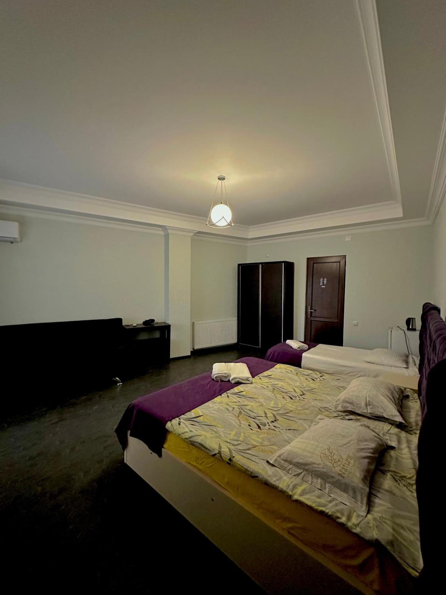 Hotel Balcony Kutaiszi Kültér fotó