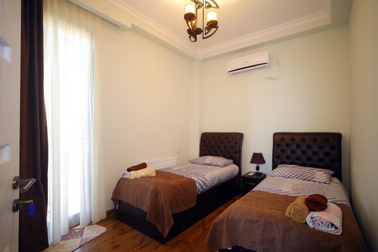 Hotel Balcony Kutaiszi Kültér fotó